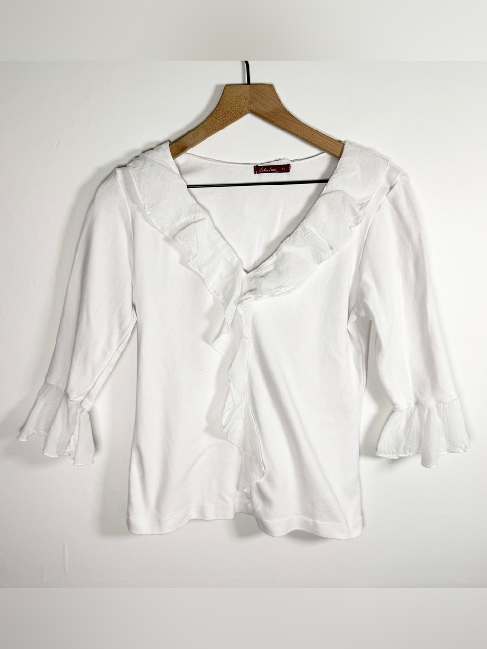BARBARA LESSER Fibers White Ruffle Trim V-Neck Stretchy Ribbed Knit Top Sz S
